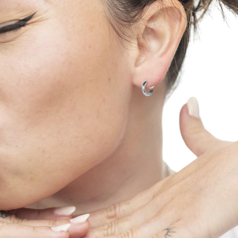 Orecchino a lobo a cerchietto 1,5cm con chiusura perla Marlu' - 33OR0071