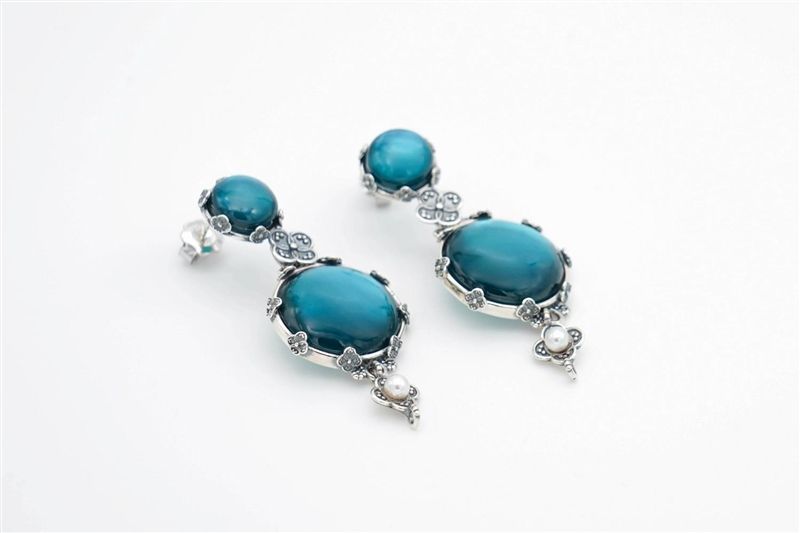 Orecchini Con pietre taglio verde liscio Ninfea Chiusa - Gerardo Sacco