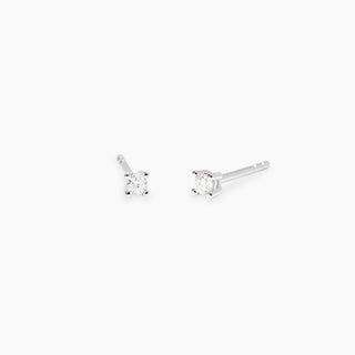 Orecchini punto luce con diamanti lab-grown 0,045 carati - MABINA My Diamond Orecchini punto luce con diamanti lab-grown 0,045 carati - MABINA My Diamond