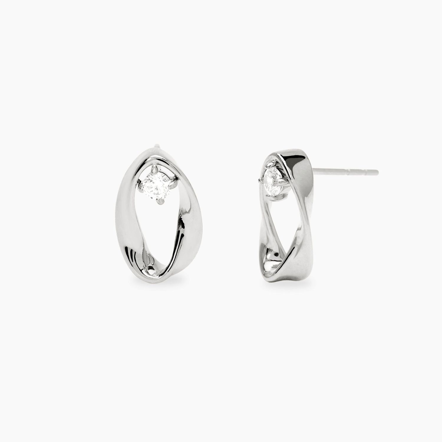 Orecchini in acciaio ritorti con zirconi STYLE 86 Kidult Style