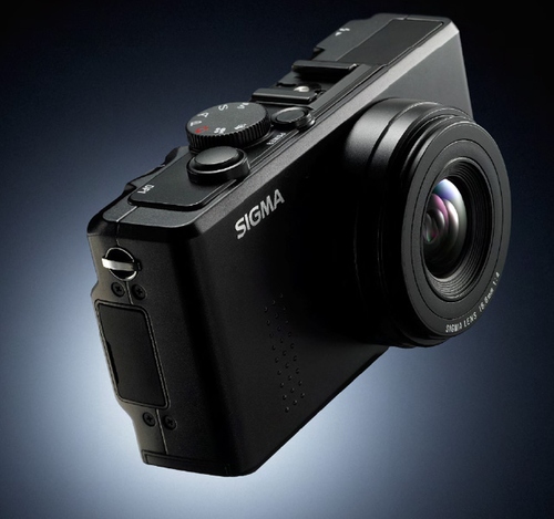Sigma DP1s. Compact Digital SLR Camera.  14 Megapixel Foveon X3 DP1s Direct Image Sensor
