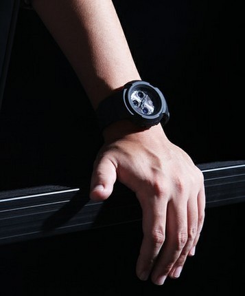 Beauty & Youth x CASIO G-SHOCK AWG-M500 BYSP. Japan Limited