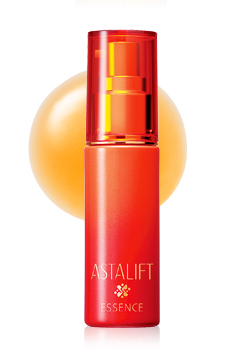 ASTALIFT ESSENCE. Anti aging treatment for dry skin. By FUJIFILM utilizing nanotechnology.
