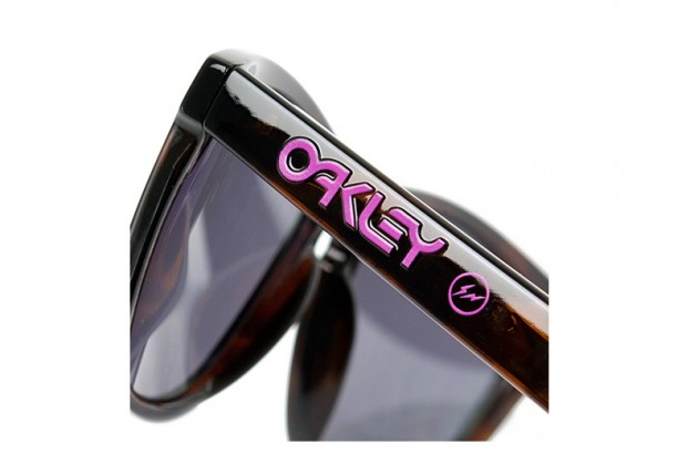 Fragment Design Oakley Frogskins Sunglasses