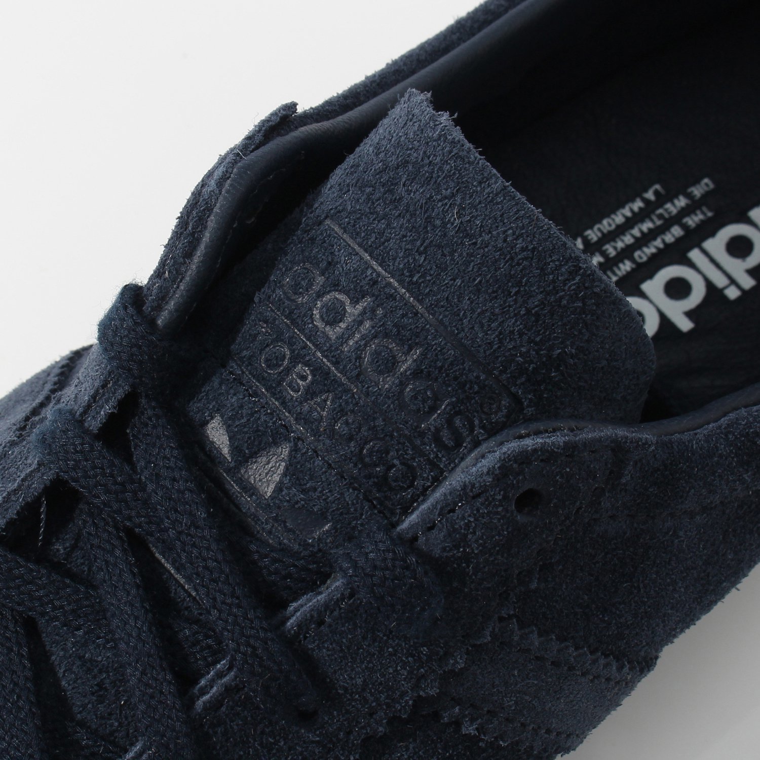 Adidas ua tobacco 2025