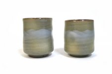 Oriental Bazaar Japanese Ceramic Tea Cups. Kutani, Ishikawa Prefecture