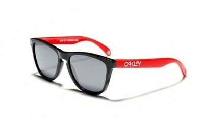 AAPE by A Bathing Ape (BAPE) x Oakley Frogskin