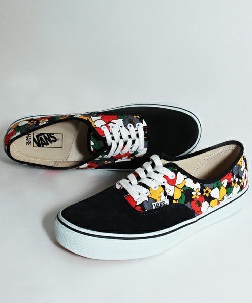 HARE × VANS /AUTHENTIC Bespoke Sneakers. Men’s and Women’s.