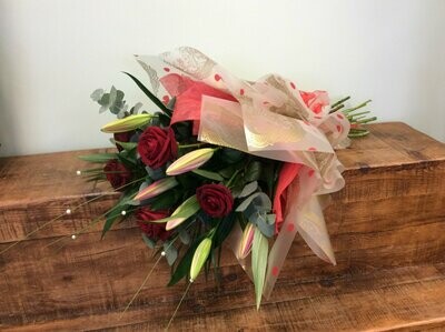 Luxury Oriental Lily and Red Rose Bouquet