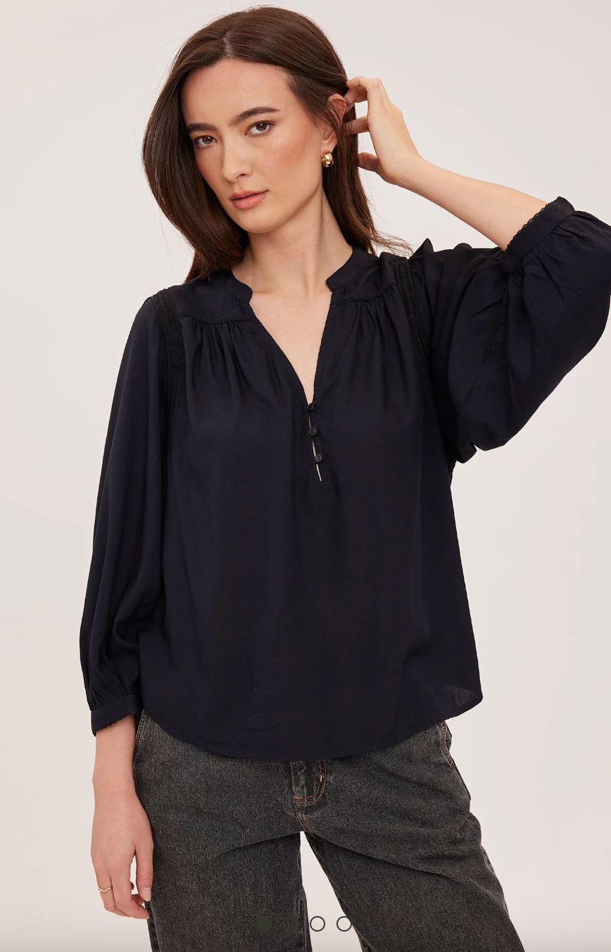 Ashlyn Blouse