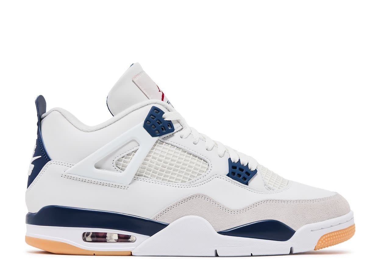 Jordan 4 Retro SB Navy Size 8, DS BRAND NEW