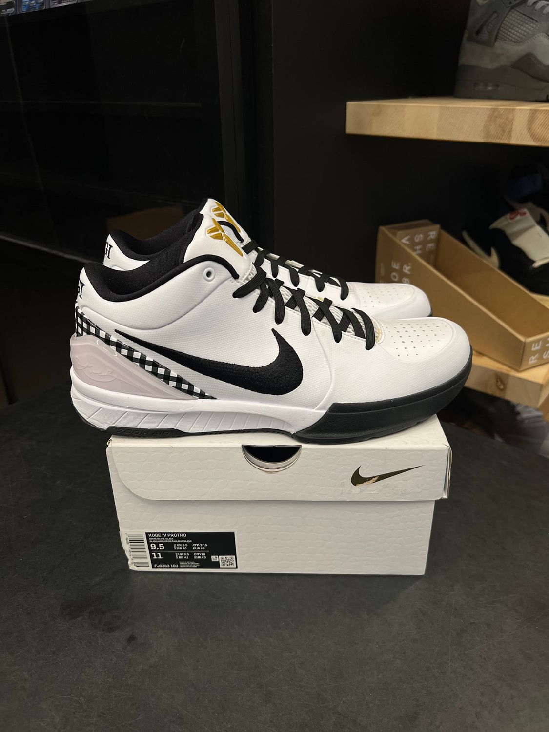 Nike Kobe 4 Protro Mambacita Gigi Size 9.5, PREOWNED*