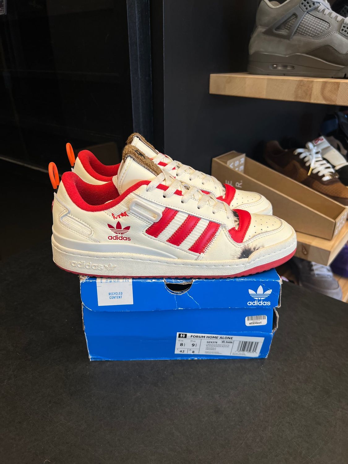 adidas Forum Low Home Alone Size 8.5, PREOWNED