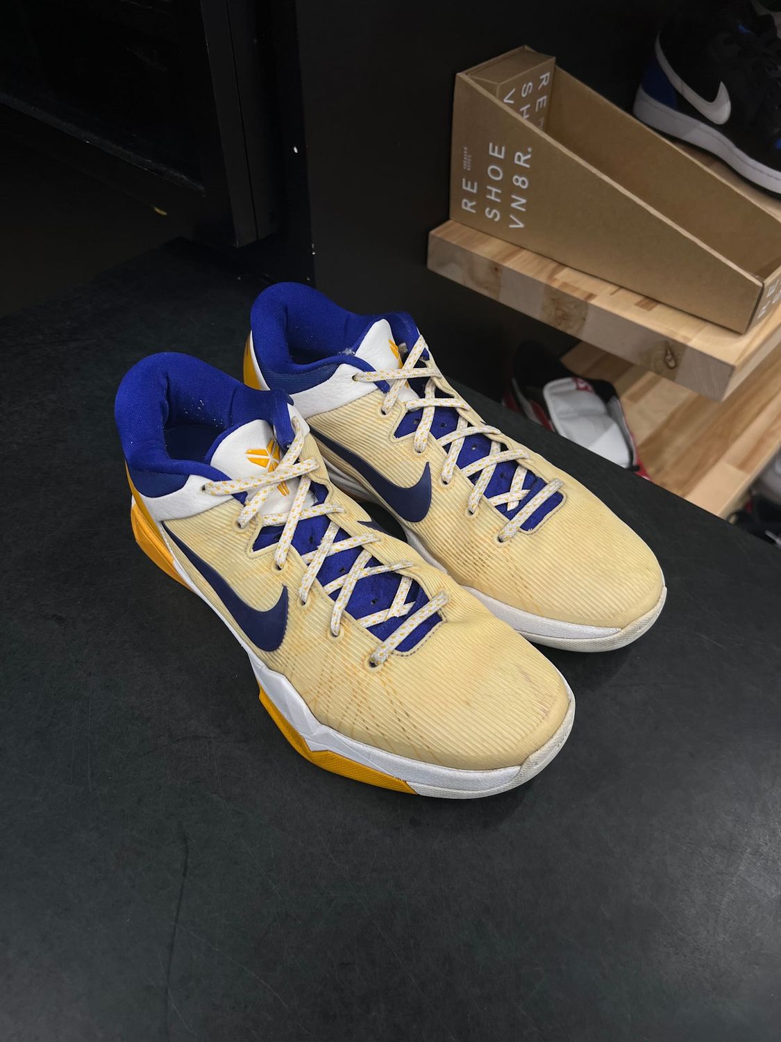 Nike Kobe 7 Lakers Home Size 9.5, PREOWNED*