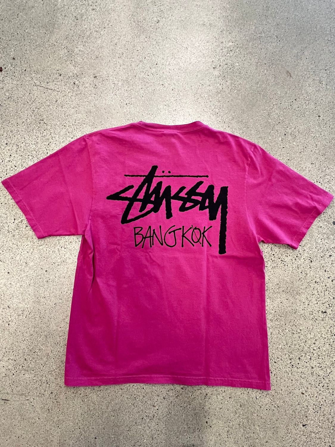 Stussy Chapter Tee Bangkok Berry Size Medium, DS BRAND NEW