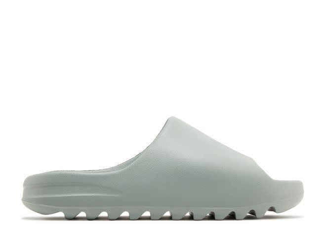 adidas Yeezy Slide Salt Size 13, DS BRAND NEW*