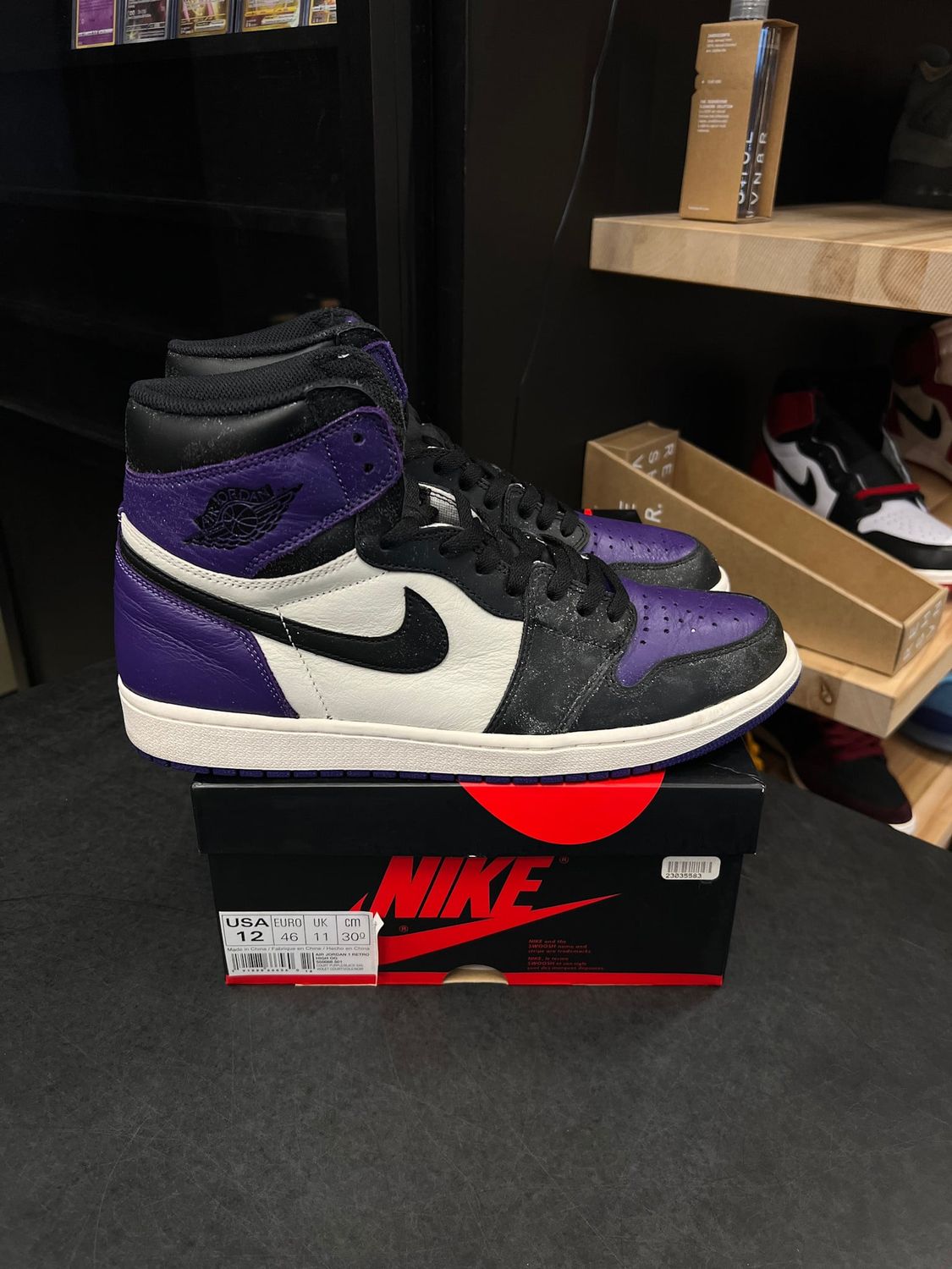 Jordan 1 Retro High Court Purple Size 12, PREOWNED*