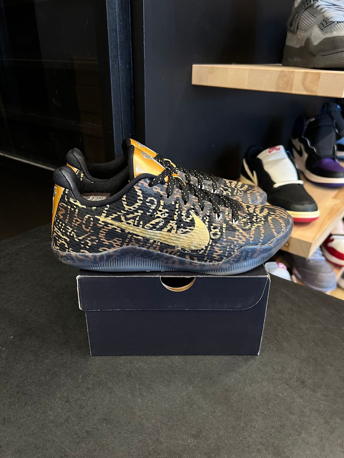 Nike Kobe 11 ID Mamba Day Size 8.5, PREOWNED