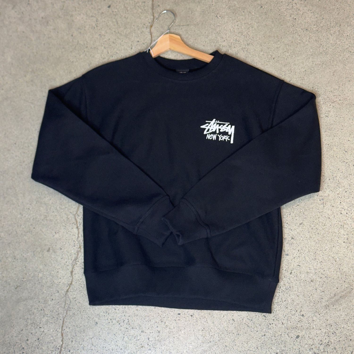 Stussy Chapter Crewneck New York Black Size Medium, DS BRAND NEW