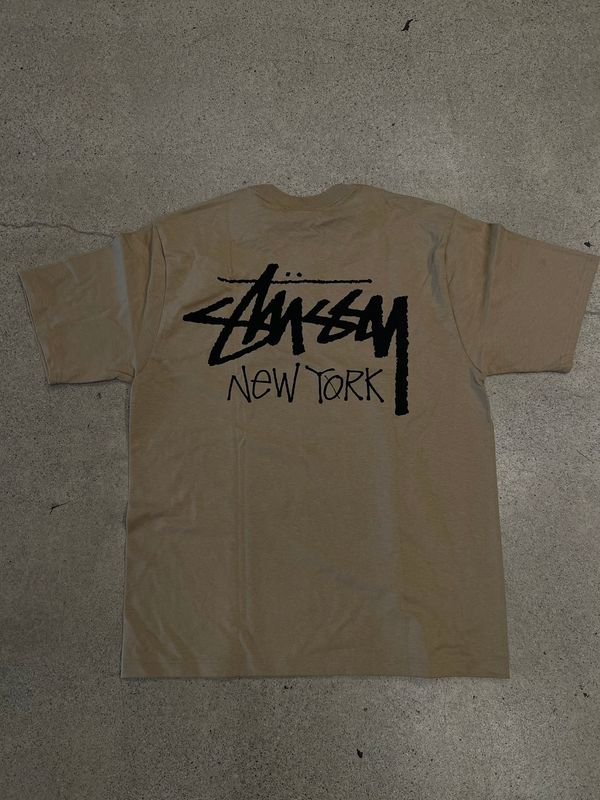 Stussy Chapter Tee New York Khaki Size Medium, DS BRAND NEW