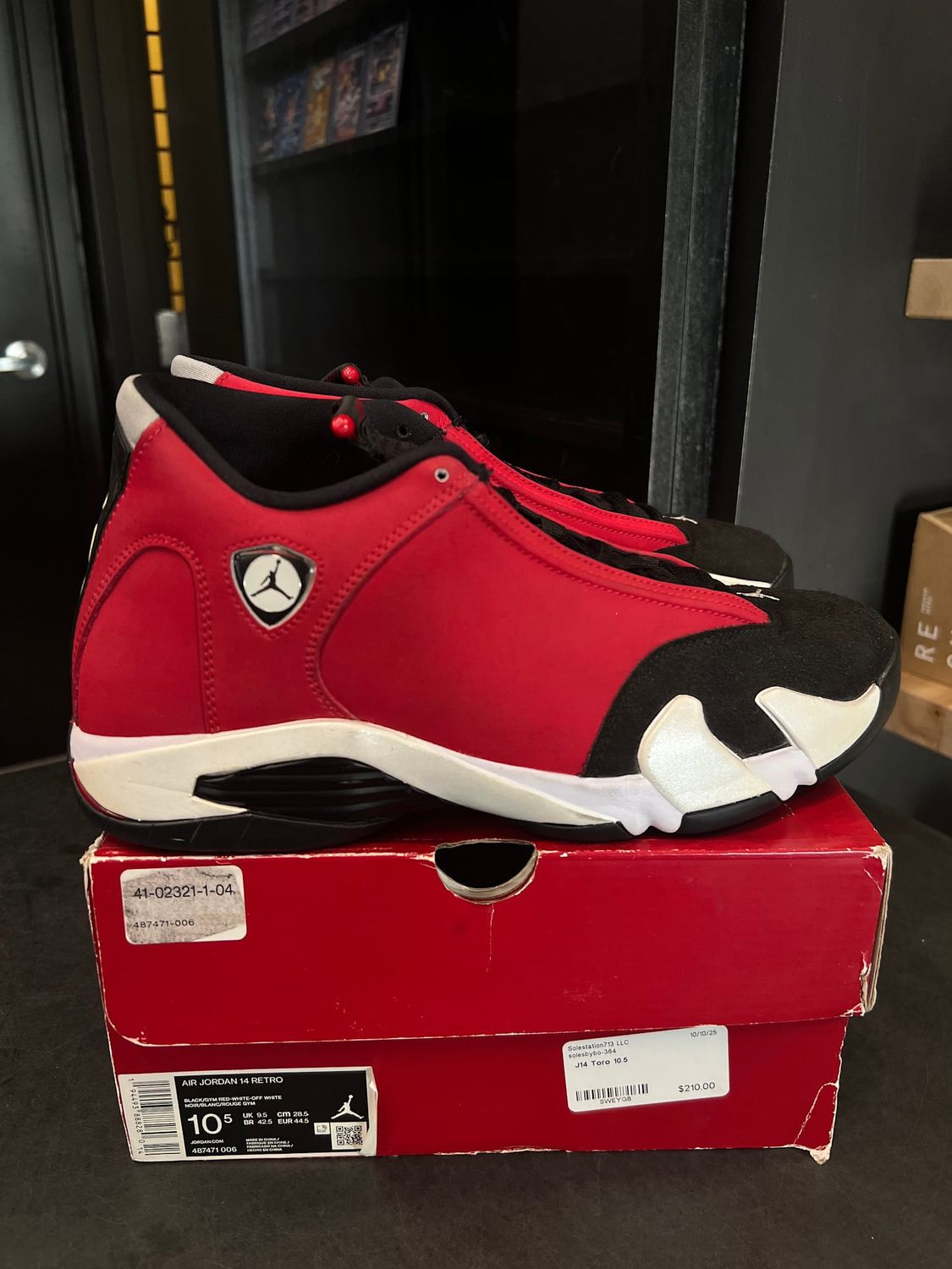 Jordan 14 Retro Gym Red Toro Size 10.5, PREOWNED*