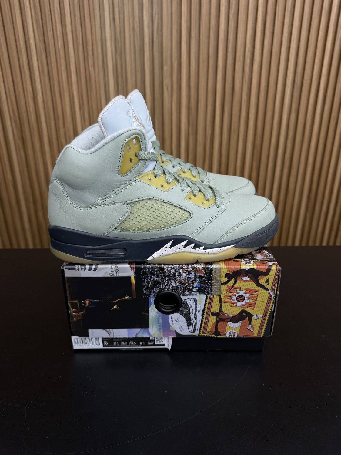 Jordan 5 Retro Jade Horizon Size 10, PREOWNED