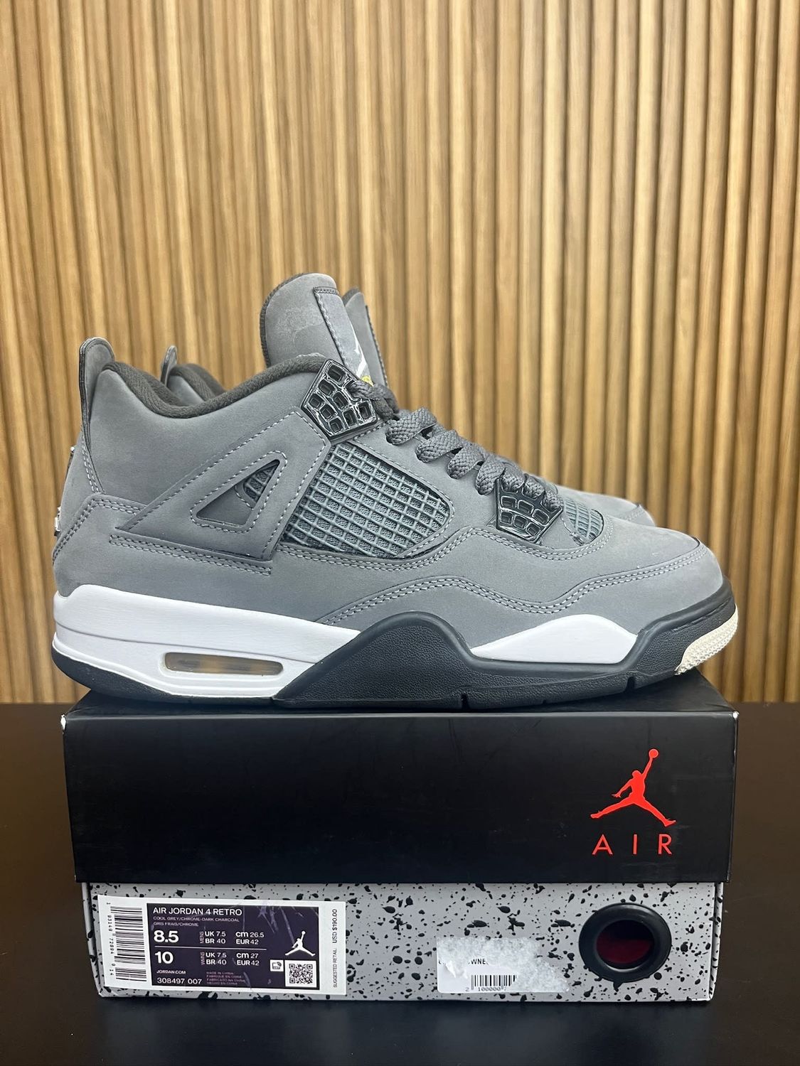 Jordan 4 Retro Cool Grey (2019) Size 8.5, PREOWNED