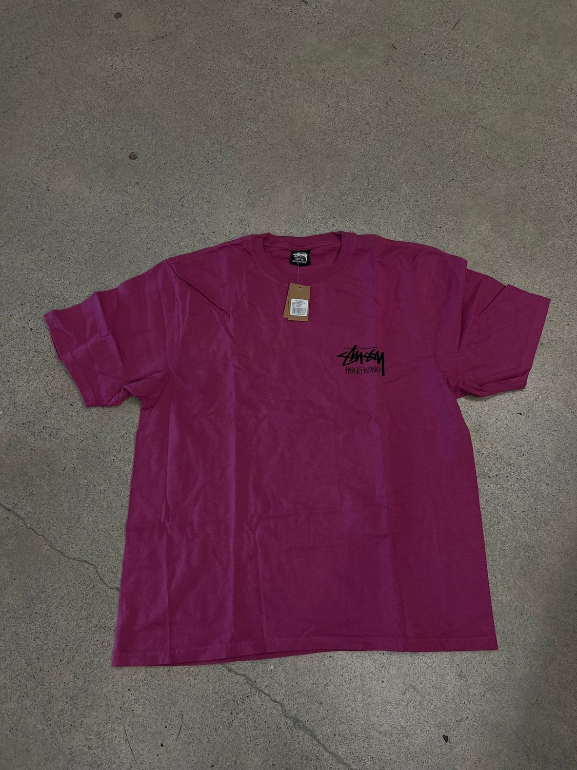 Stussy Chapter Tee Hong Kong Berry Size Large, DS BRAND NEW