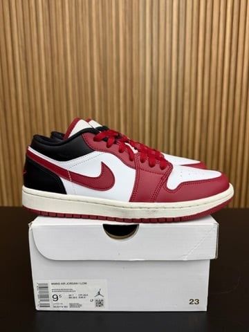 Jordan 1 Low Reverse Black Toe (Women's) Size 9.5W, PREOWNED