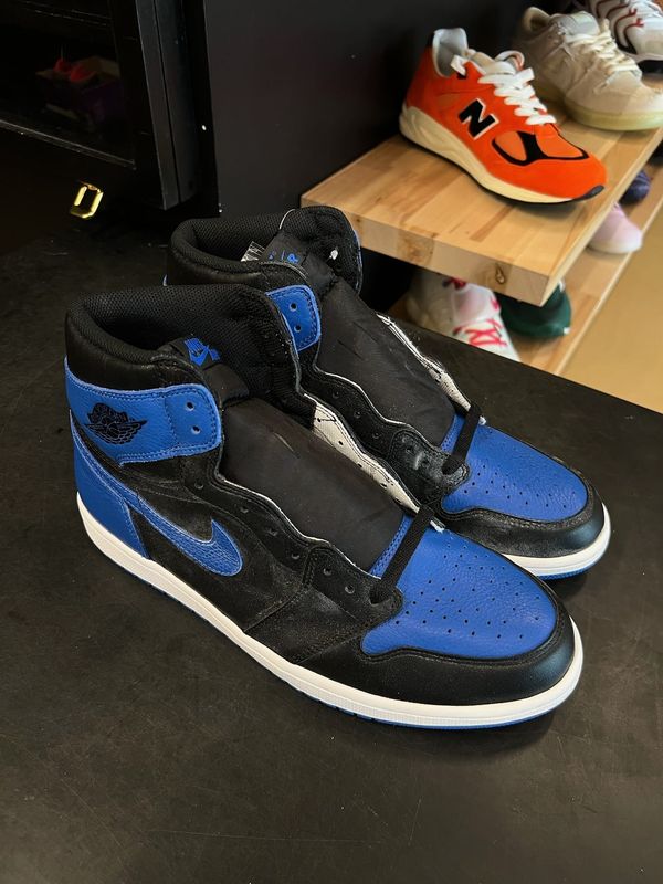 Jordan 1 Retro Royal (2017) Size 12, DS BRAND NEW NO BOX*