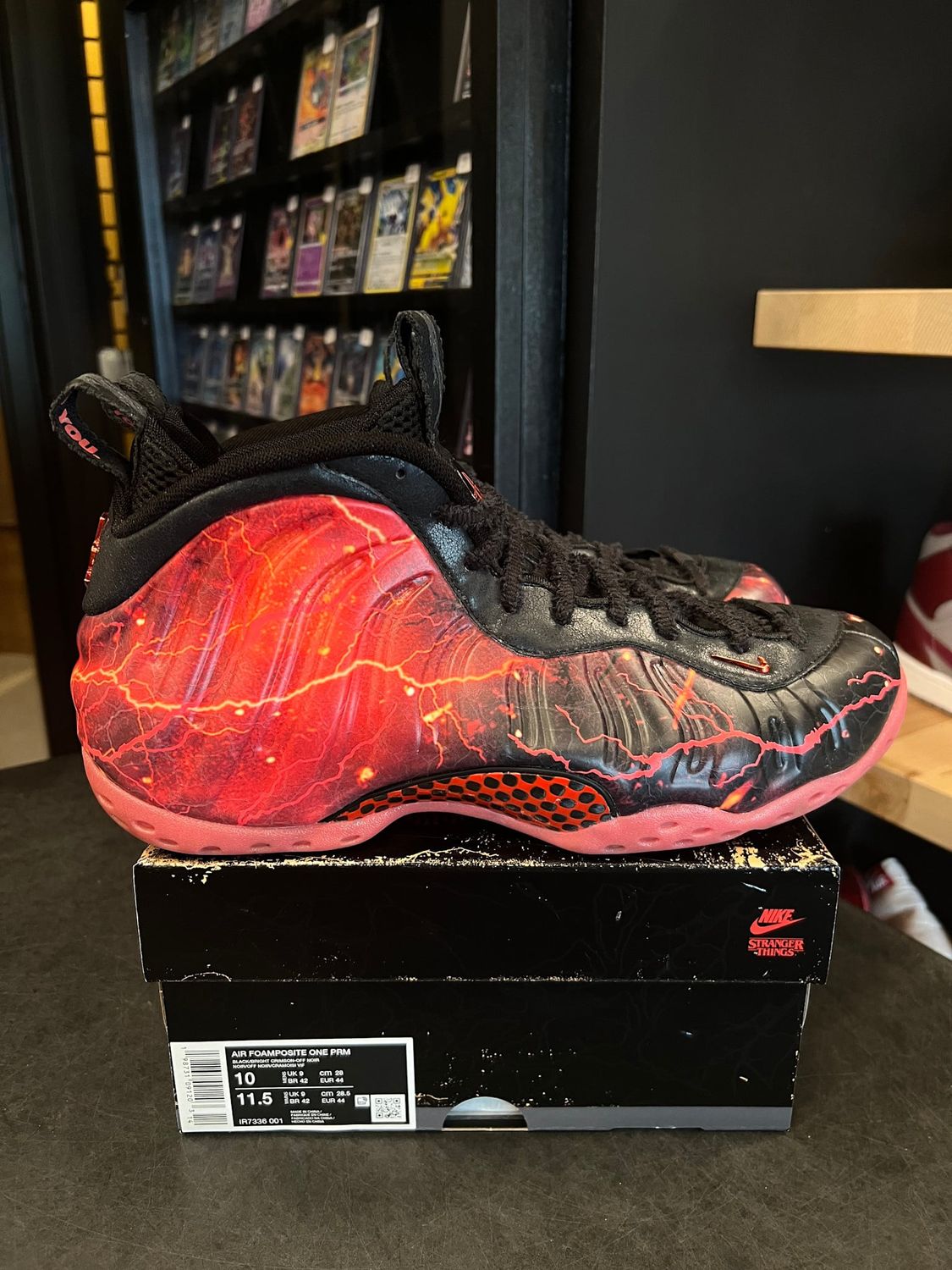 Nike Air Foamposite One Stranger Things Size 10, PREOWNED