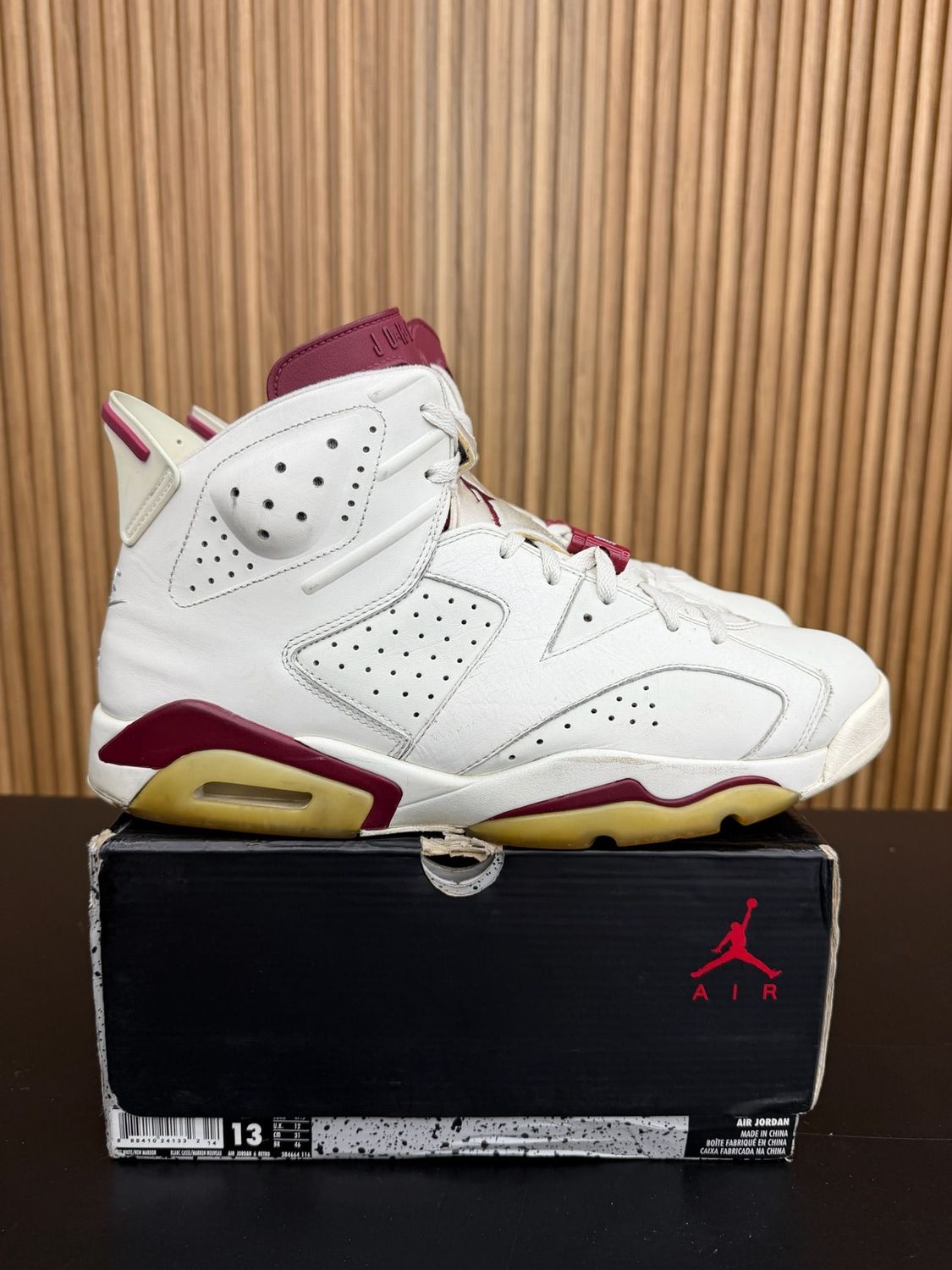 Jordan 6 Retro Maroon (2015) Size 13, PREOWNED