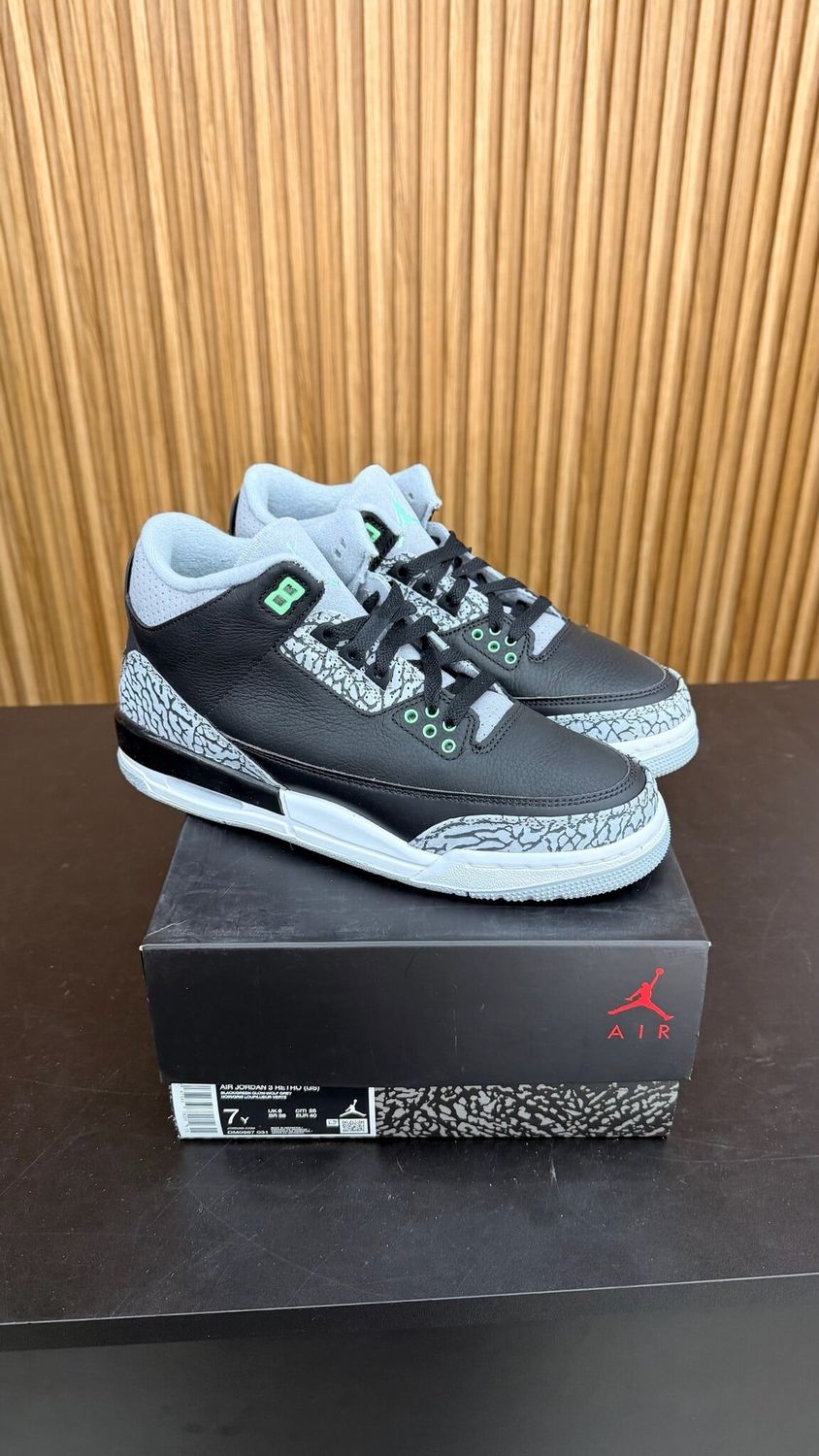 Jordan 3 Retro Green Glow (GS) Size 7, PREOWNED*