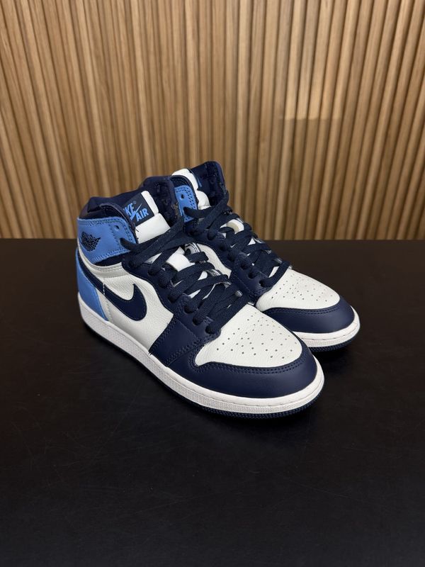 Jordan 1 Retro High Obsidian (GS) Size 5, PREOWNED*