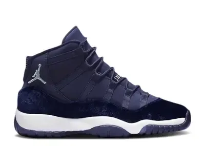 Jordan 11 Retro Midnight Navy (Women's) Size 7.5W, DS BRAND NEW*