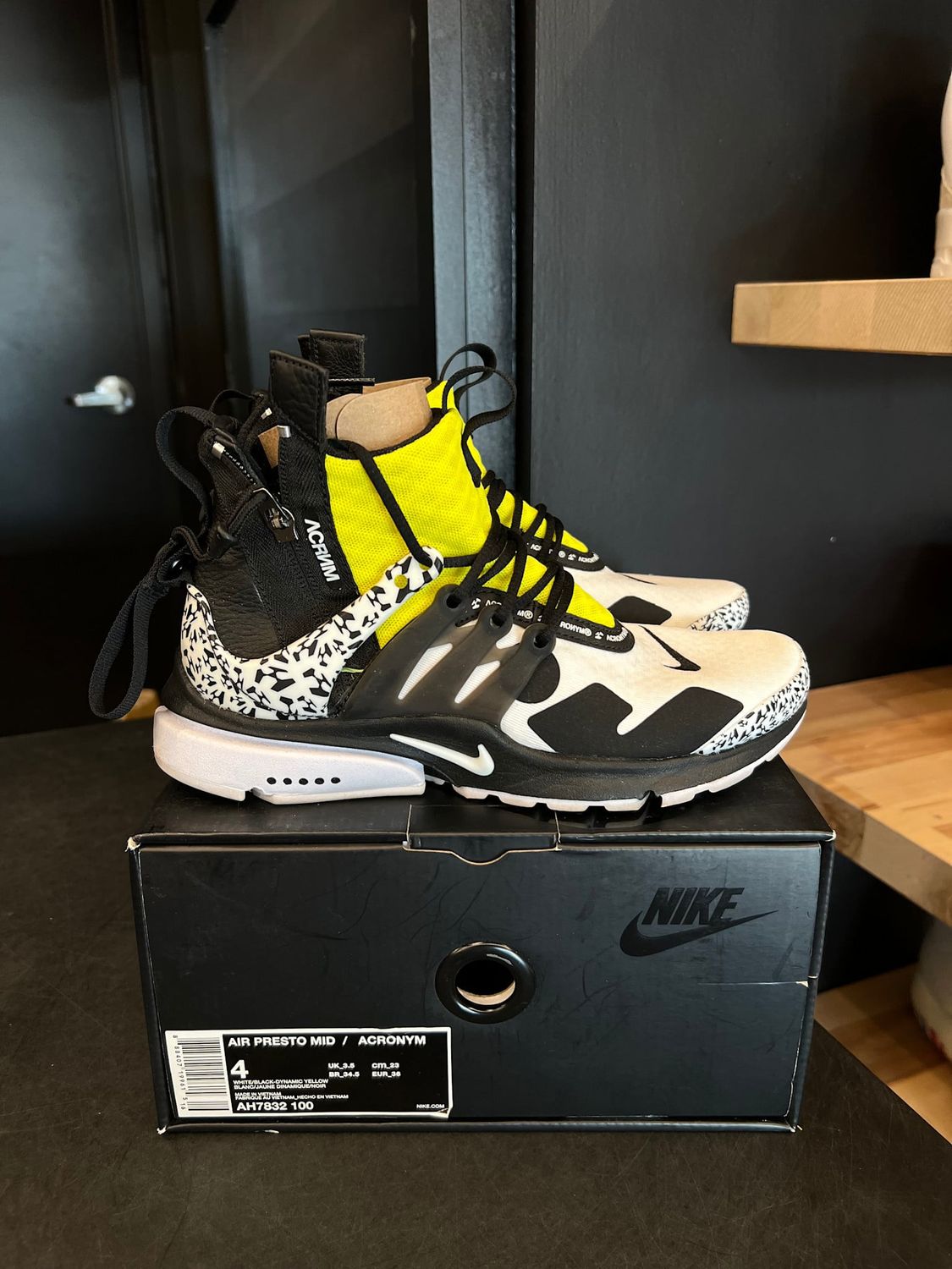 Nike Air Presto Mid Acronym Dynamic Yellow Size 4, PREOWNED*