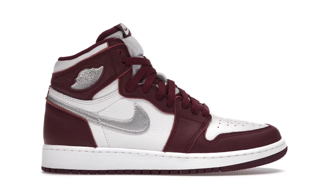 Jordan 1 Retro High OG Bordeaux (GS) Size 7Y, DS BRAND NEW*