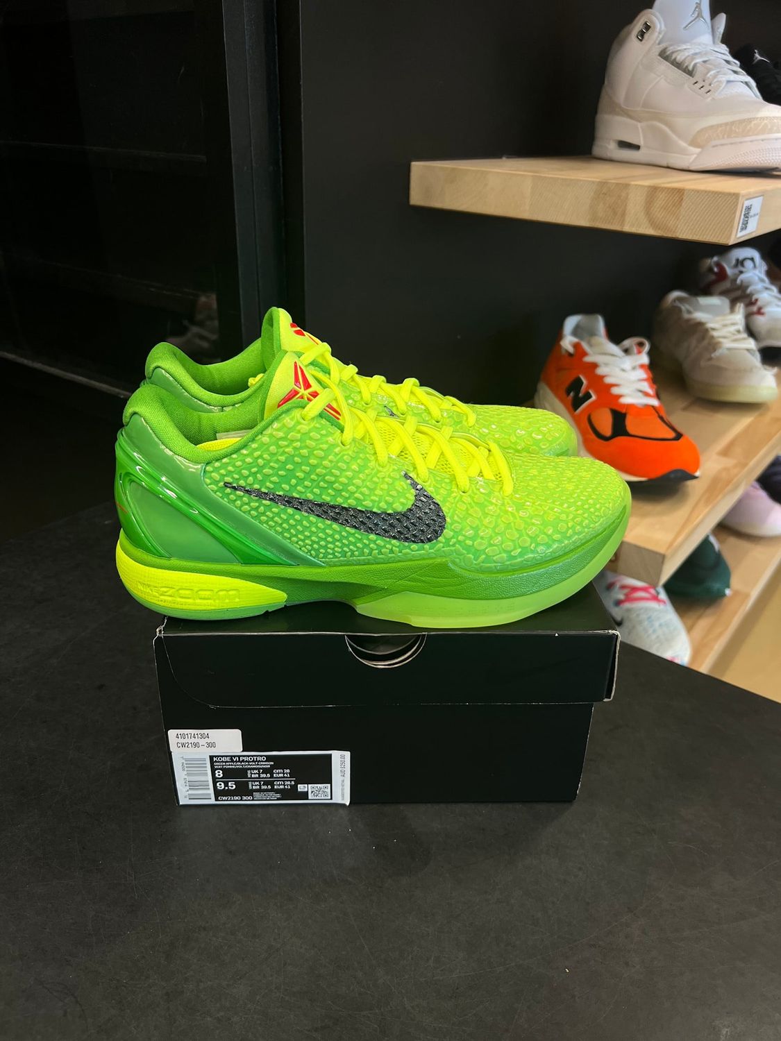 Nike Kobe 6 Protro Grinch (2020) Size 8, PREOWNED