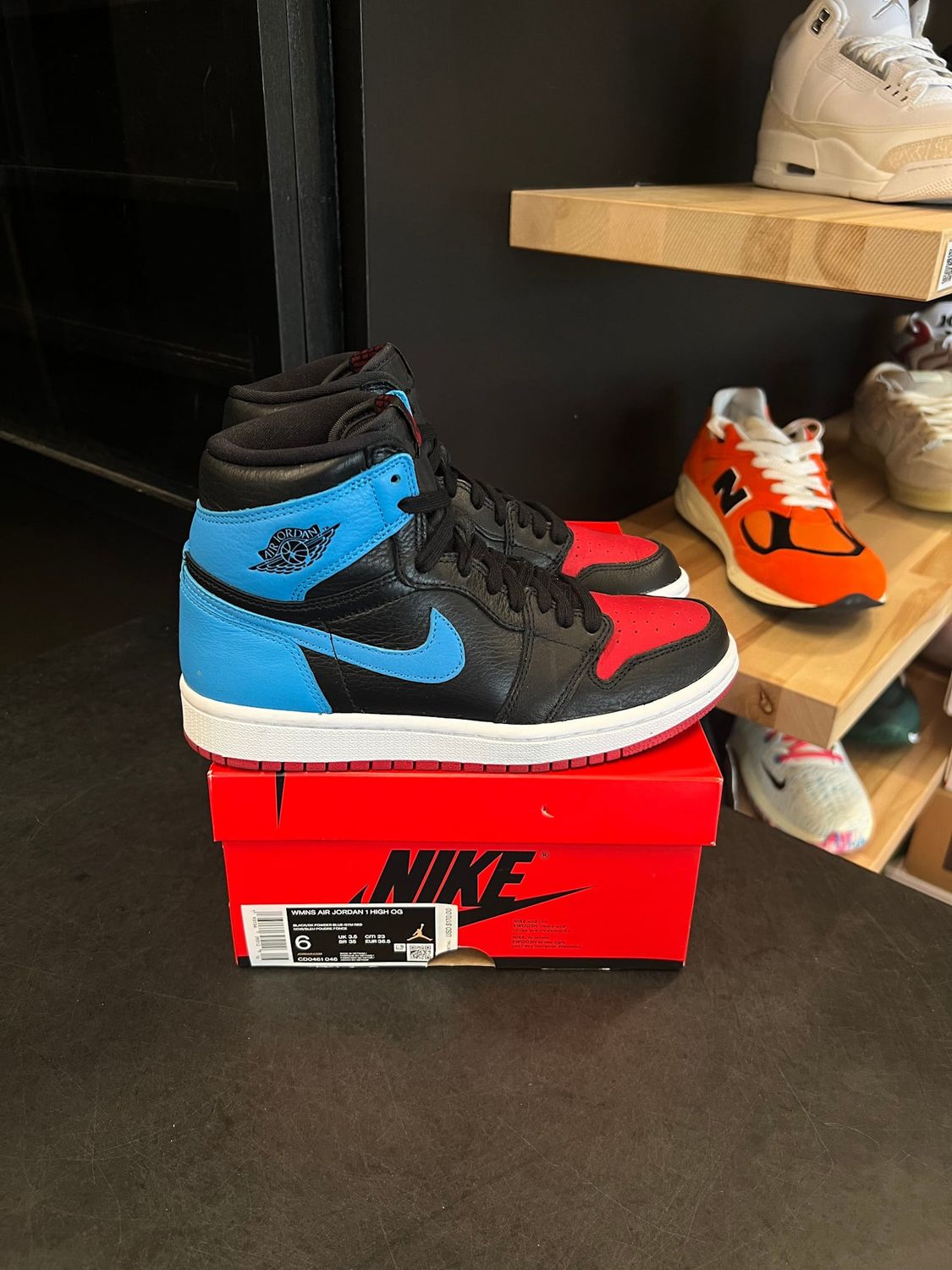 Jordan 1 Retro High NC to Chi (Women's) Size 6W, PREOWNED*