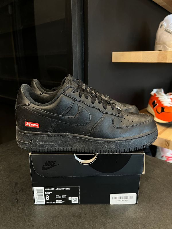 Nike Air Force 1 Low Supreme Black Size 8, PREOWNED*