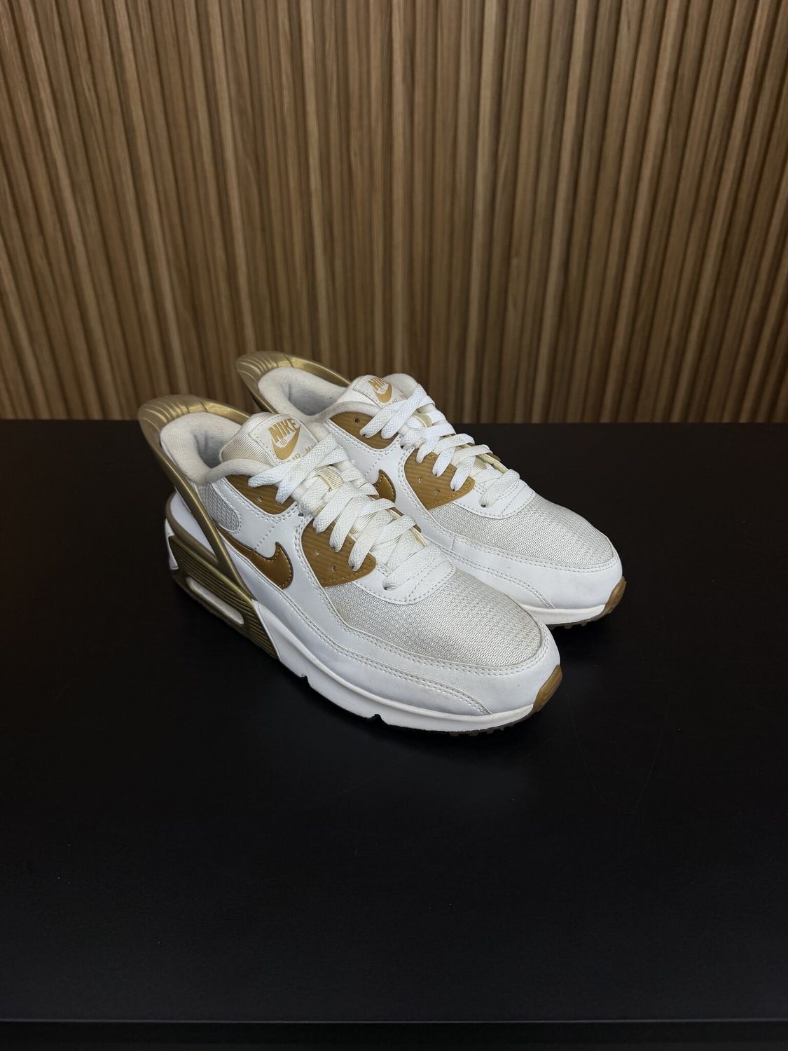 Nike Air Max 90 Flyease White Gold (GS) Size 7, PREOWNED NO BOX