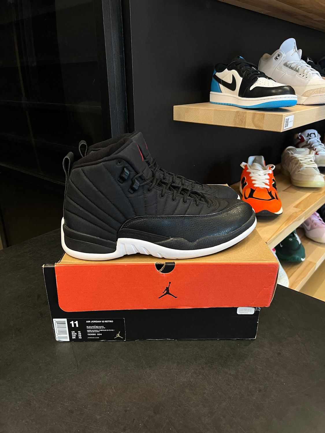 Jordan 12 Retro Nylon Size 11, PREOWNED