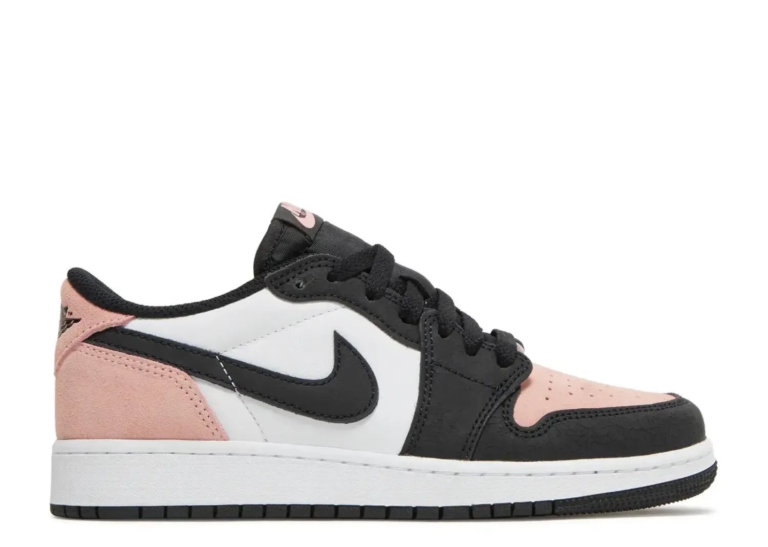 Jordan 1 Low OG Bleached Coral (GS) Size 6, DS BRAND NEW*