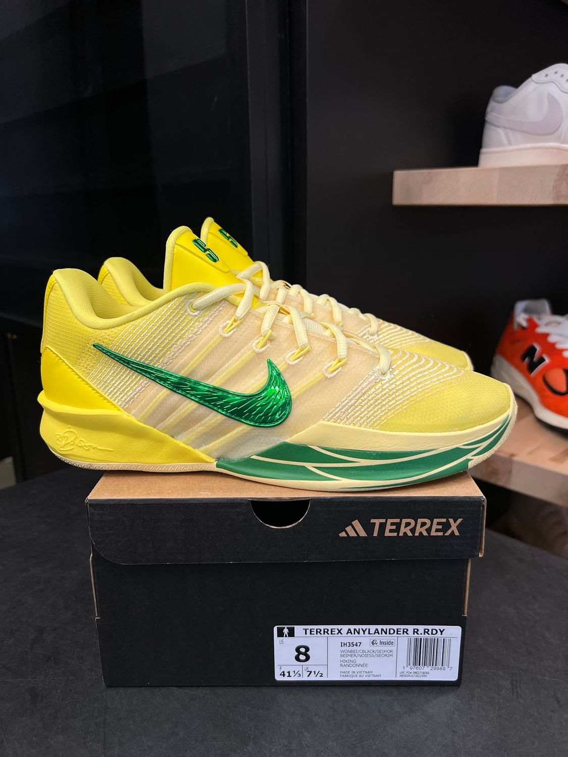 Nike Sabrina 3 Oregon Ducks (Women's) Size 9.5W, PREOWNED*