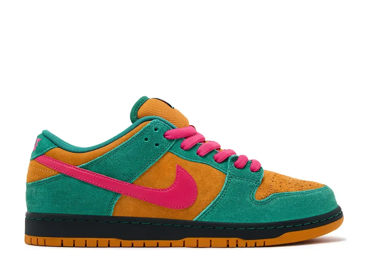 Nike SB Dunk Low Pro Green Noise Watermelon Size 10.5, DS BRAND NEW*