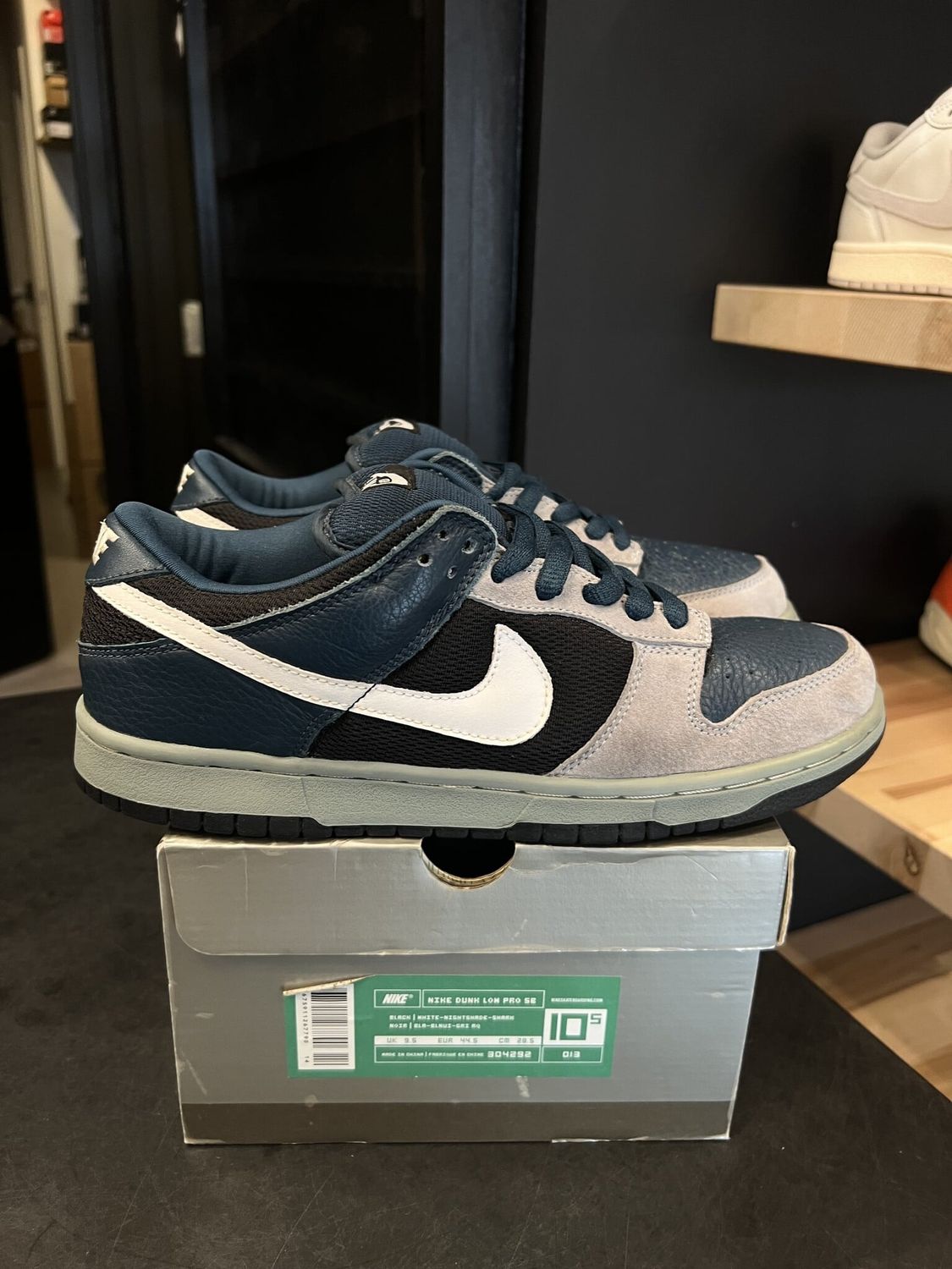Nike Dunk Low Pro SB Futura Size 10.5, PREOWNED