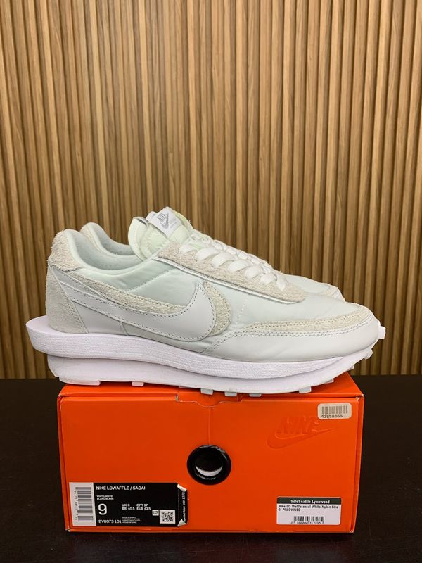 Nike LD Waffle Sacai White Nylon Size 9, PREOWNED