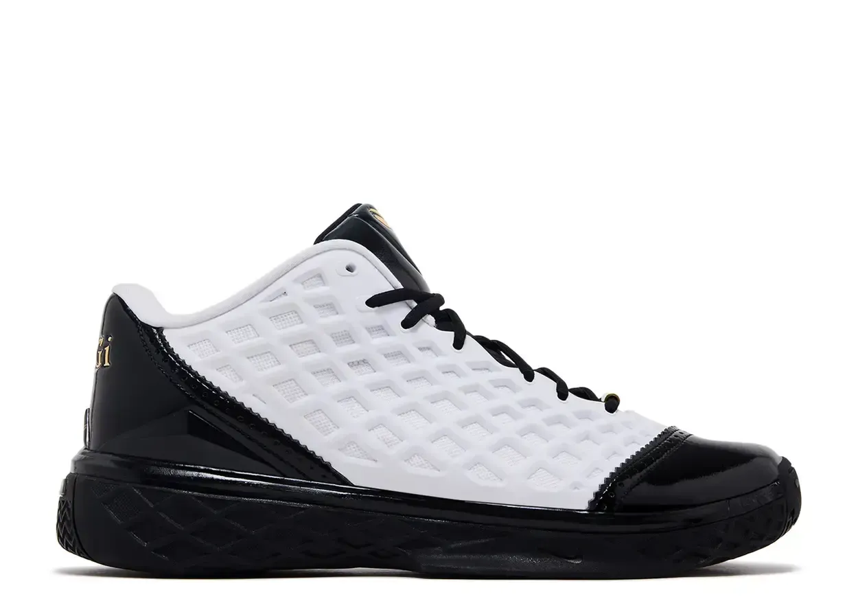 Nike Kobe 3 Low Protro Mambacita Size 10.5, DS BRAND NEW*