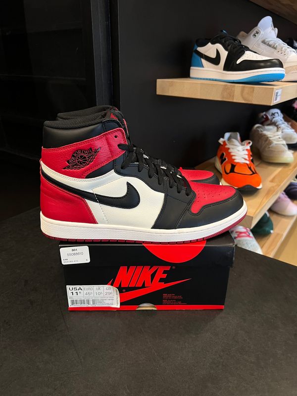 Jordan 1 Retro High Bred Toe Size 11.5, PREOWNED*