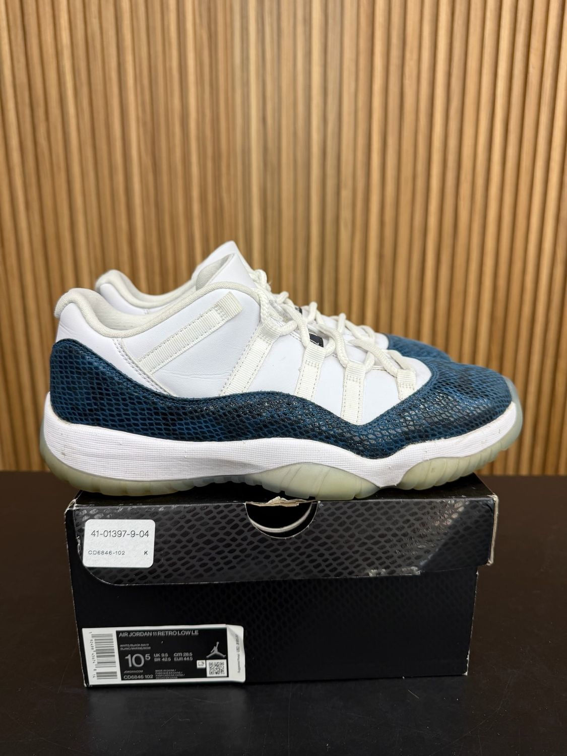 Jordan 11 Retro Low Snake Navy (2019) Size 10.5, PREOWNED